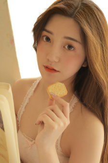 一女多男双修NP古言